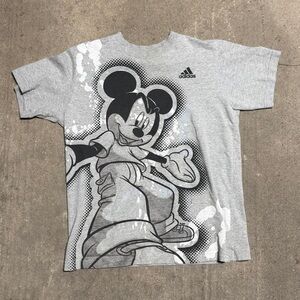 Adidas Men's Grey T-shirt